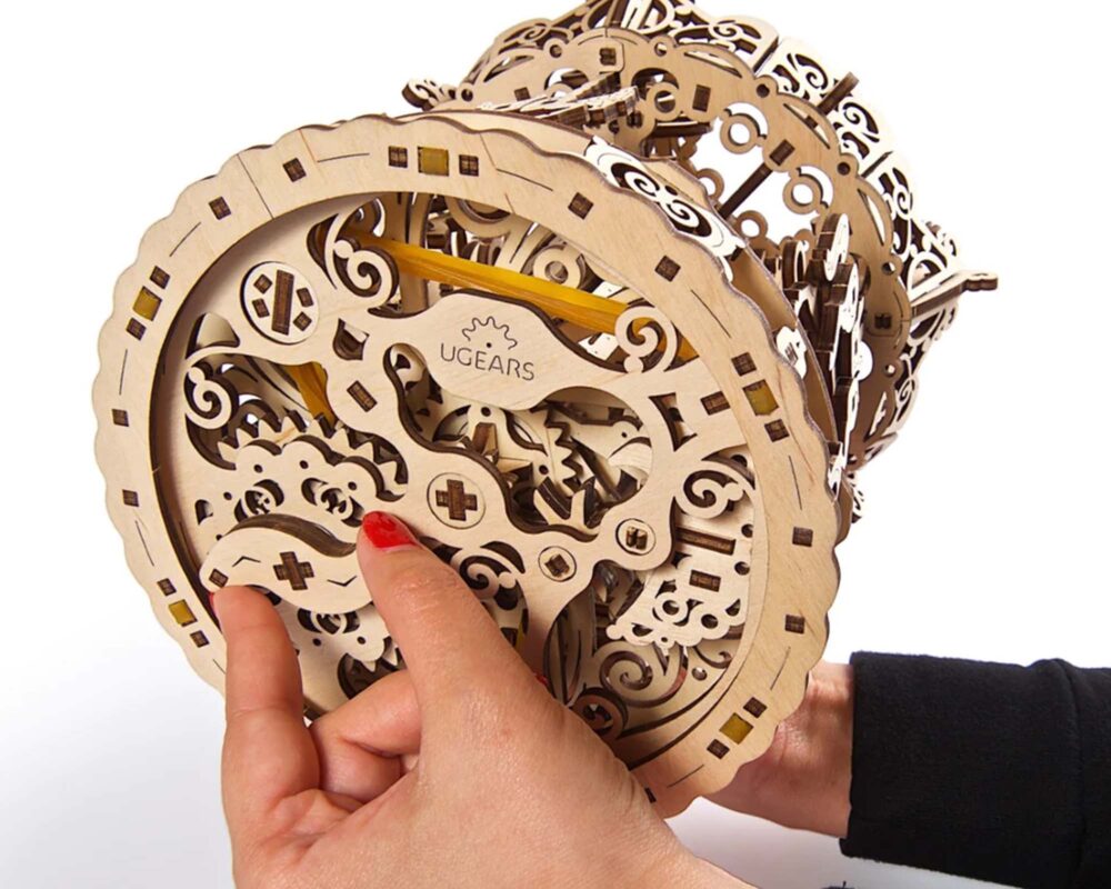 10060975 4820184121072 70129 MODELLINO UGEARS CAROUSEL GIOSTRA LEGNO 21X21X26CM 0003 4