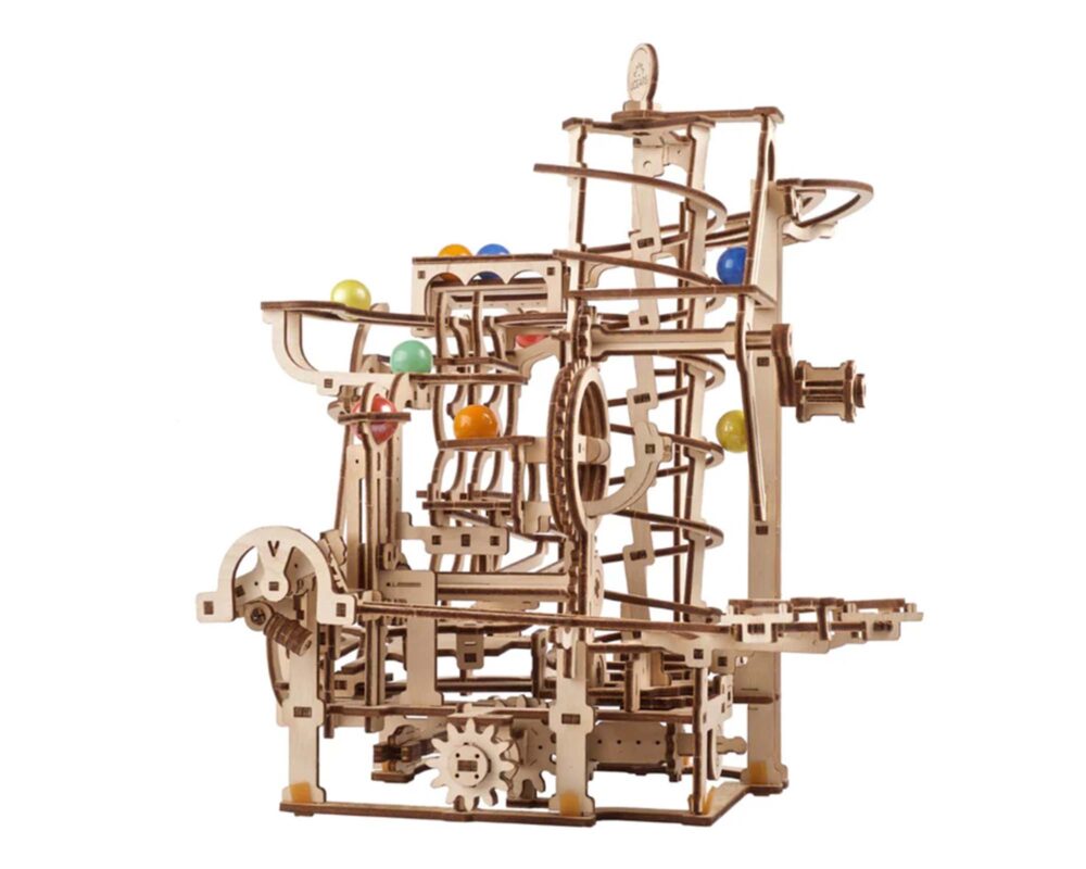 10060981 4820184121492 70177 MODELLINO UGEARS PISTA DA BIGLIE 4 LEGNO